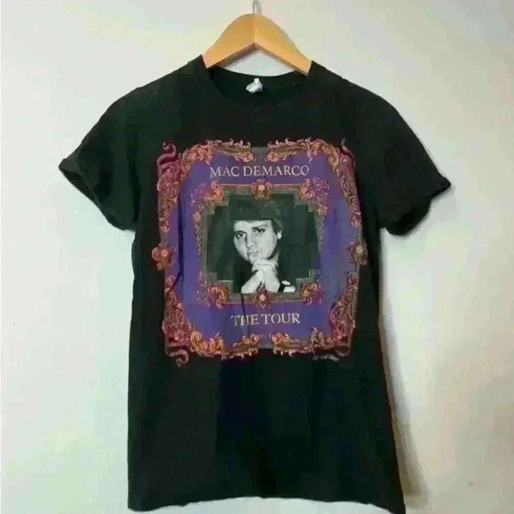 Vintage Mac Demarco The Tour Versace Elton John size Small
